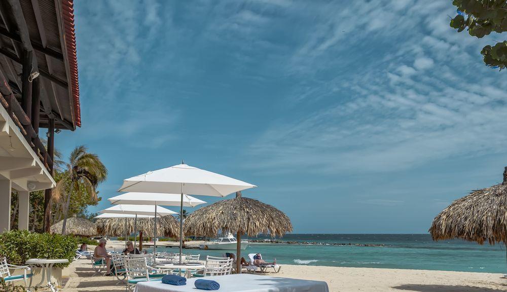 ฟลอริส สวีท โฮเต็ล - สปา แอนด์ บีช คลับ Hotel Piscadera Bay ภายนอก รูปภาพ