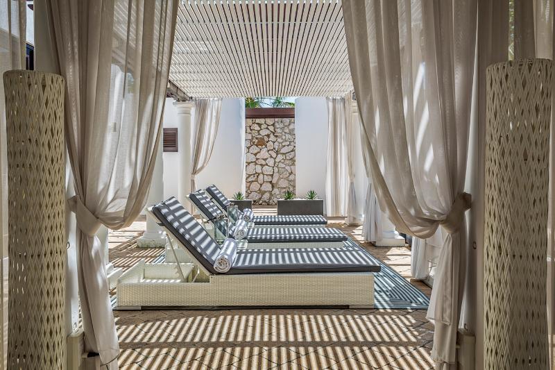 ฟลอริส สวีท โฮเต็ล - สปา แอนด์ บีช คลับ Hotel Piscadera Bay ภายนอก รูปภาพ